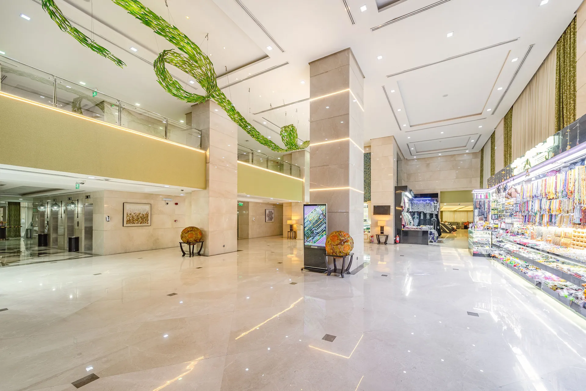 Lobby sitting area at Al Kiswah Towers Hotel