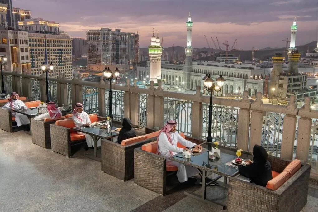 Interior of Al Marwa Rayhaan by Rotana Makkah