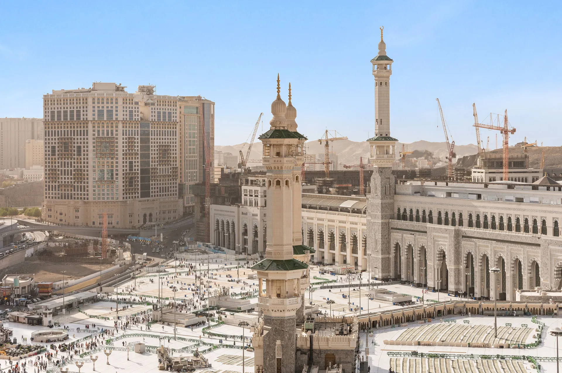 Anjum Hotel Makkah exterior third view