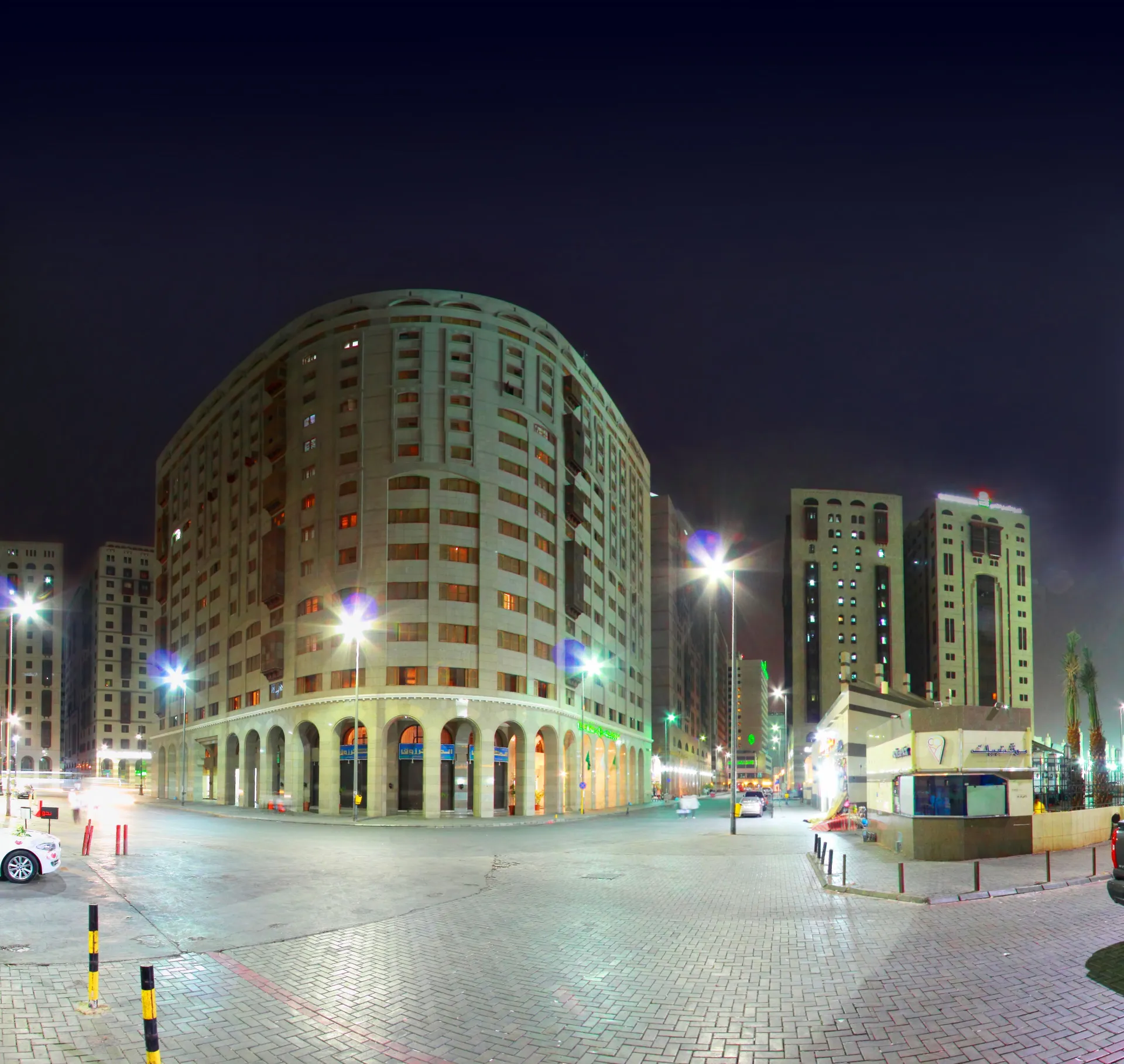 Dallah Taibah Hotel at night