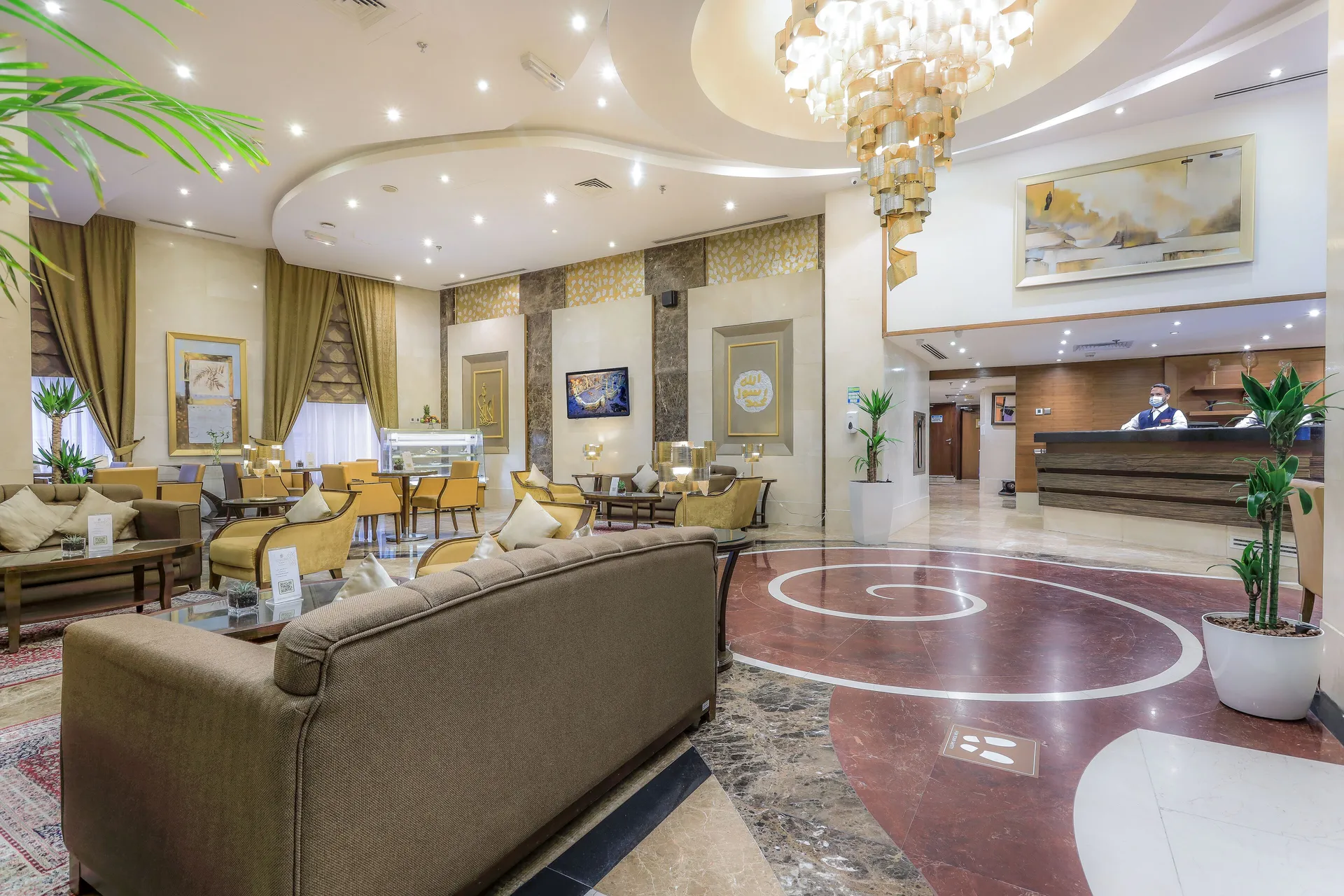 Lobby sitting area at Elaf Kinda Hotel Makkah
