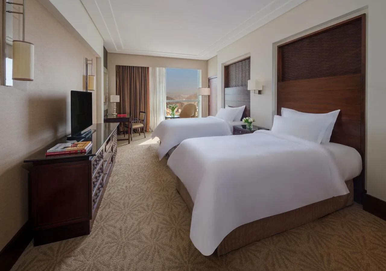 Signature Twin Room, 2 Single Beds (Kaaba) at Fairmont Clock Tower