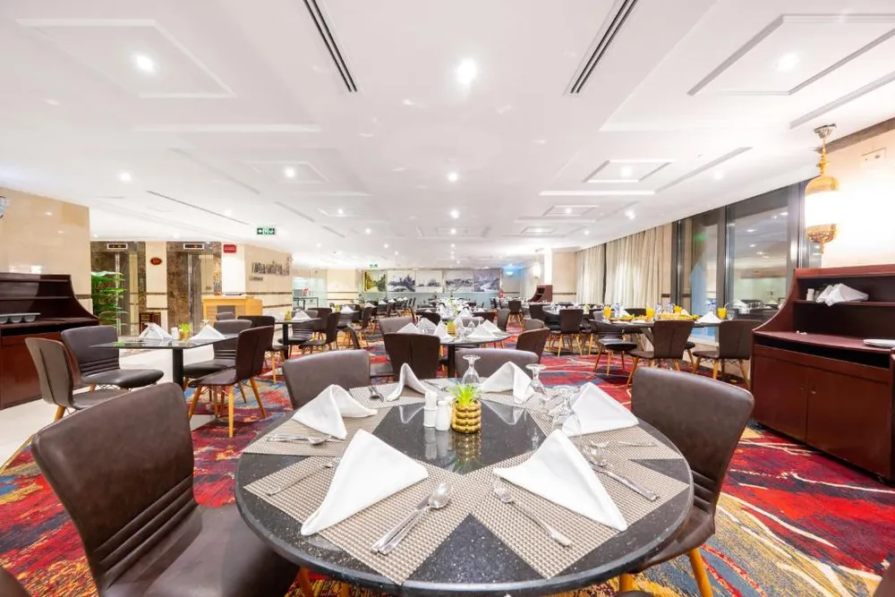 Shaza Regency Plaza — Madinah