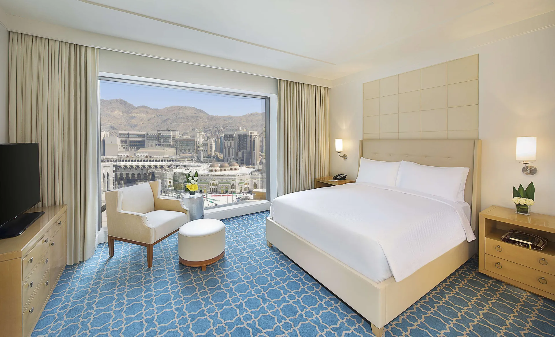 Amiri Suite with Haram View at Hilton Jabal Omar Makkah