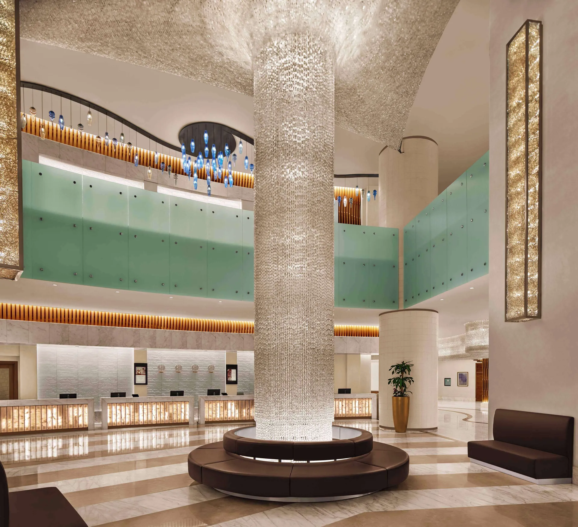 Reception desk at Hilton Hotel & Convention Jabal Omar Makkah