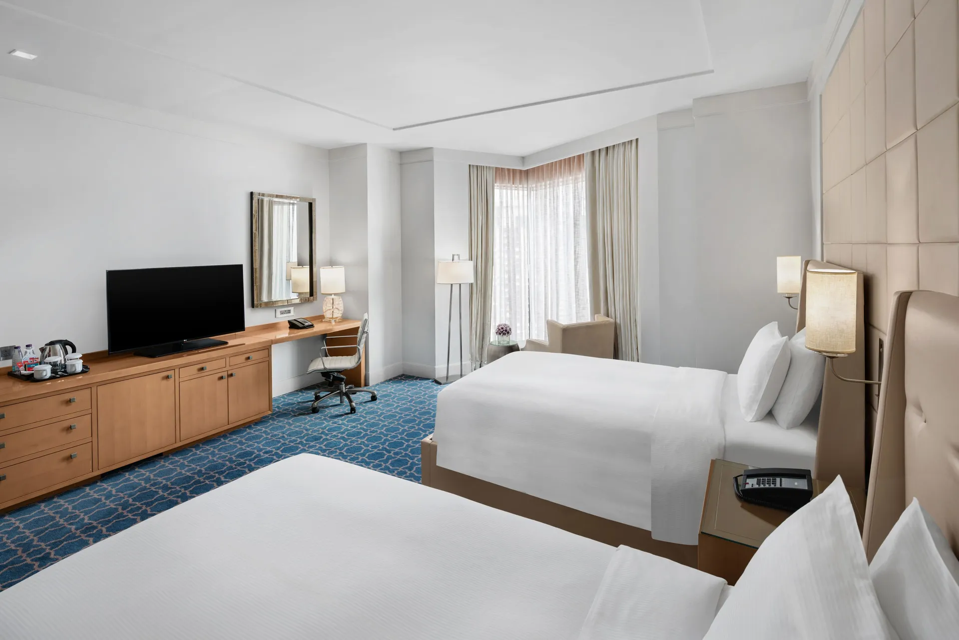 Deluxe Room 3 Single Beds at Hilton Hotel & Convention Jabal Omar Makkah