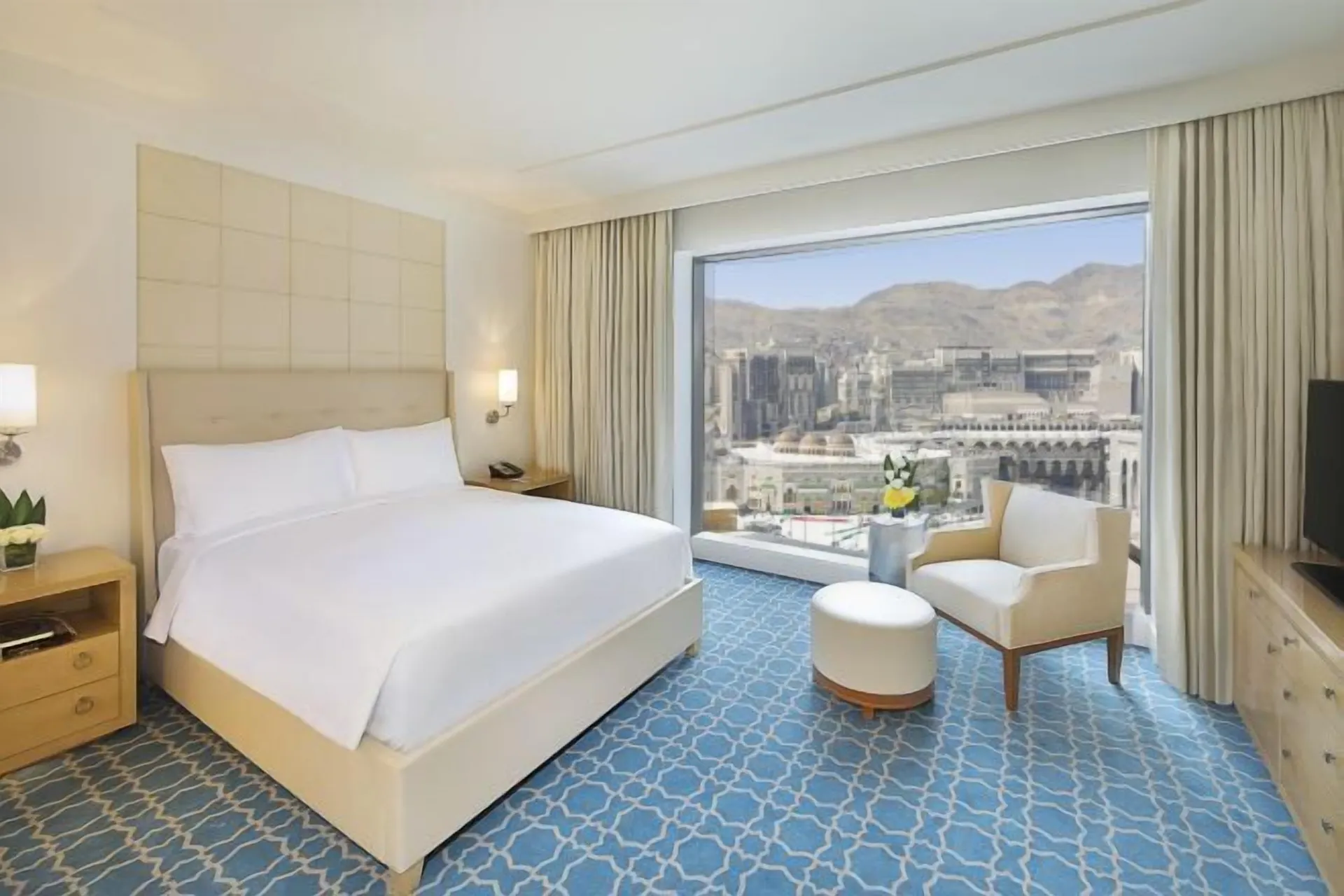 Executive King Suite with Haram View at Hilton Hotel & Convention Jabal Omar Makkah