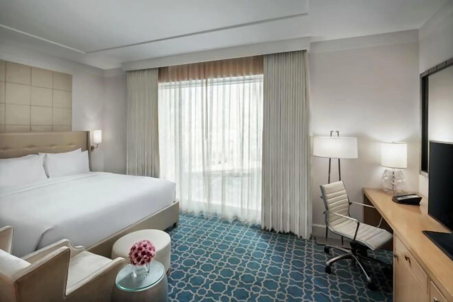 Queen Room at Hilton Hotel & Convention Jabal Omar Makkah