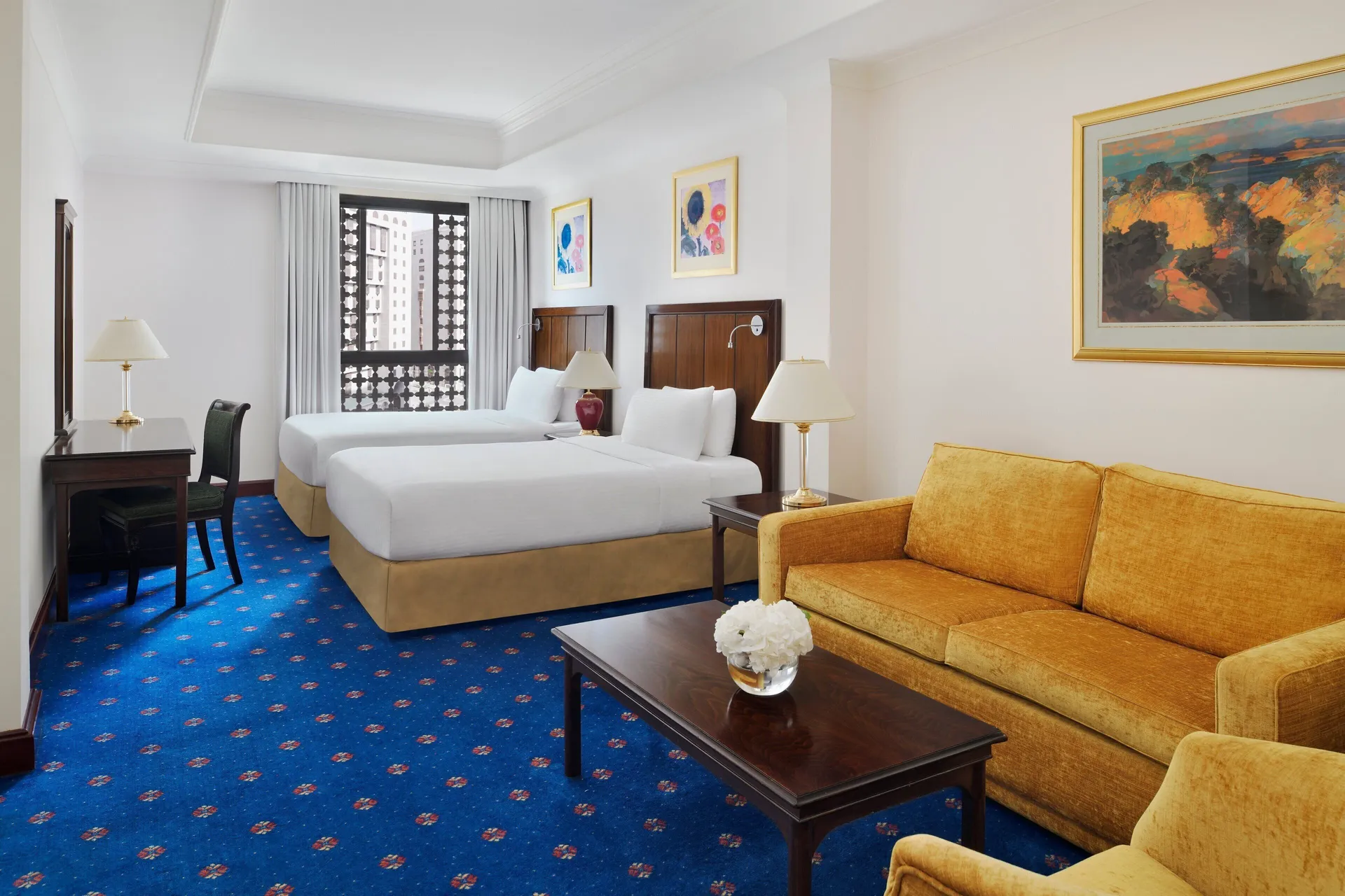 blackout curtains, in-room safe, desk, Minibar at InterContinental Dar Al Hijra Madinah