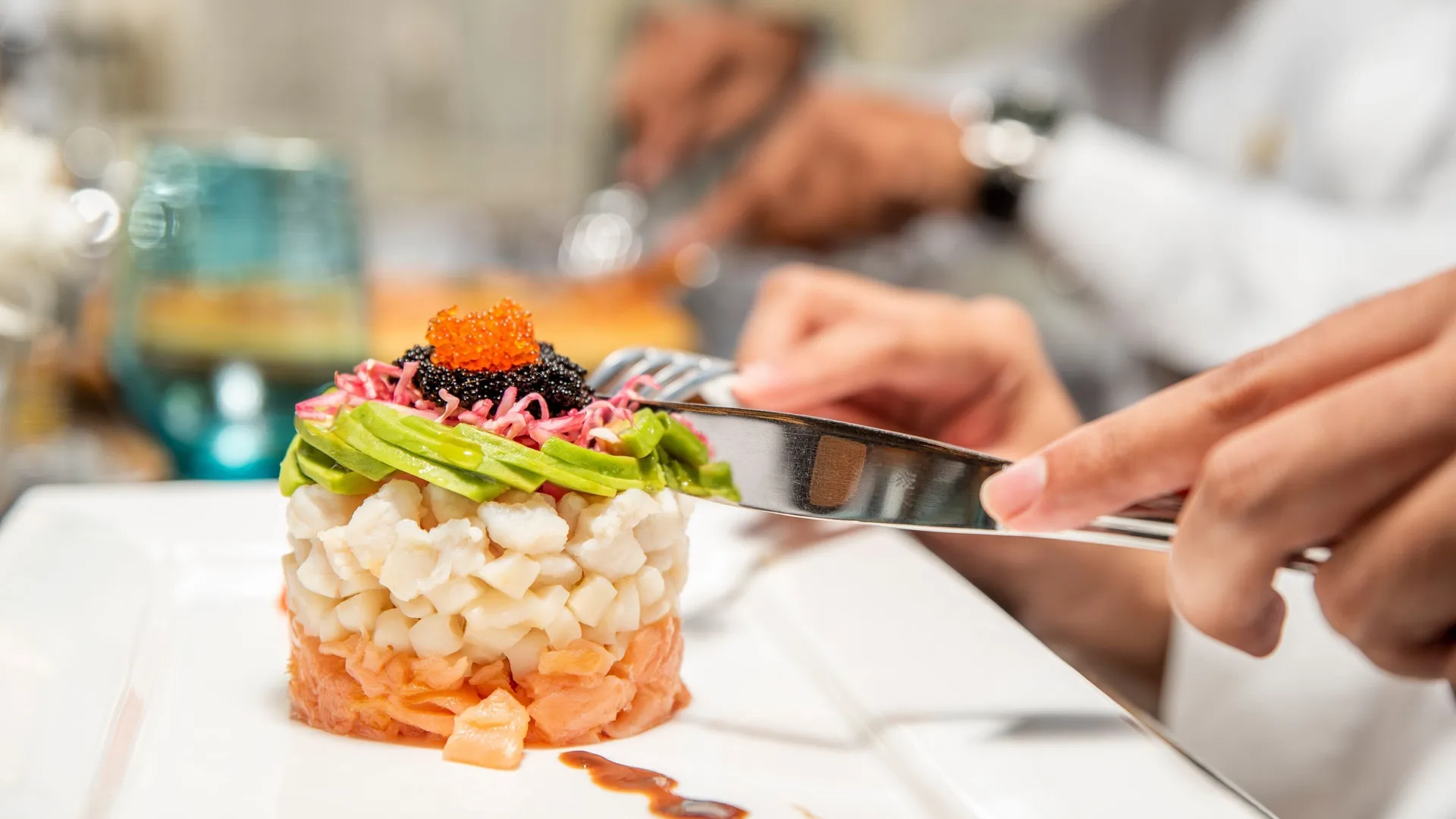 In-room dining at InterContinental Dar Al Tawhid Makkah by IHG