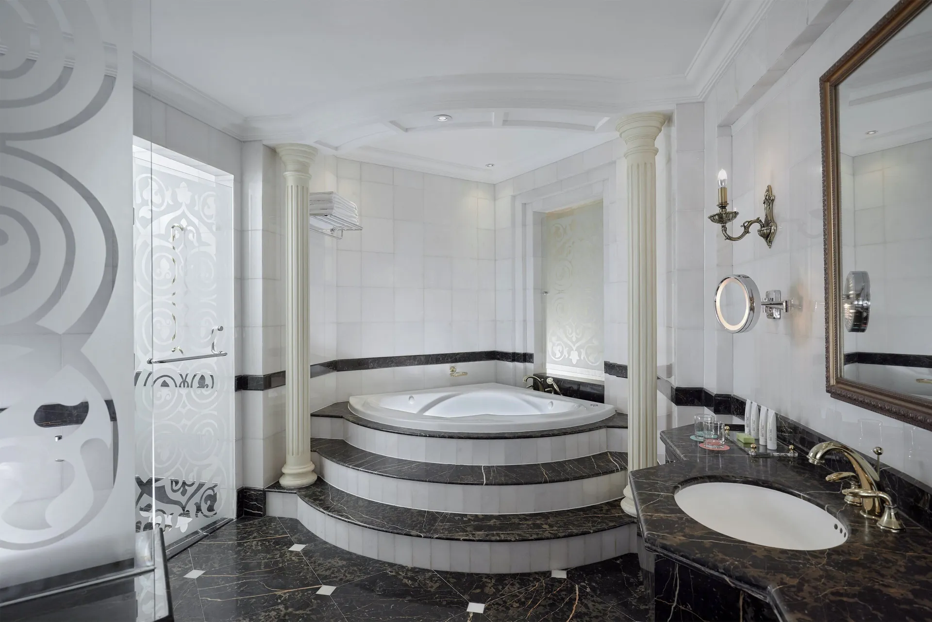 Bathroom amenities at Le Meridien Makkah