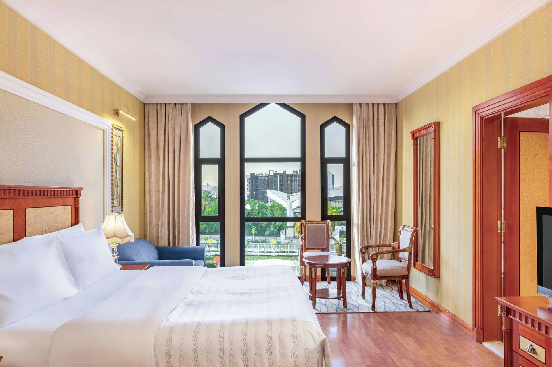 1 King Bed with Sofa bed, Standard Room at Le Méridien Medina