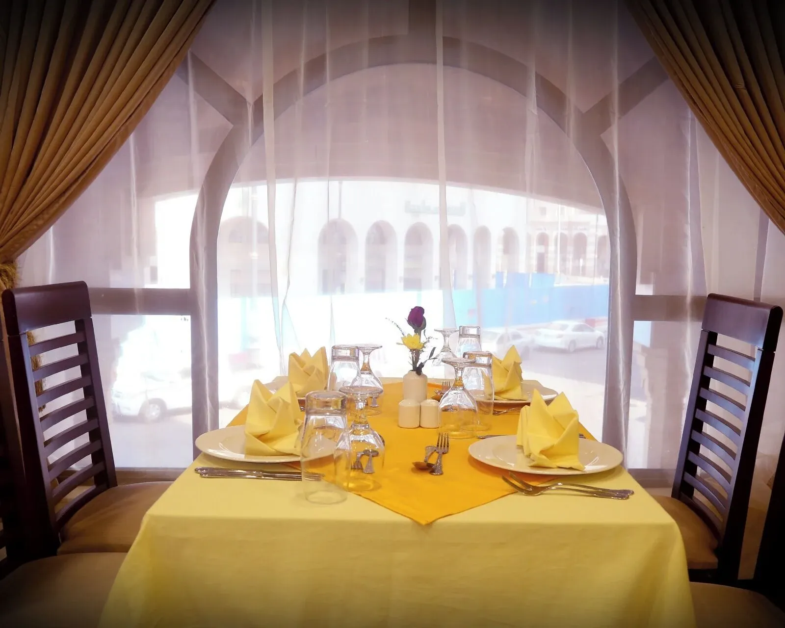 Al Aqeeq Al Rawda Hotel snack bar