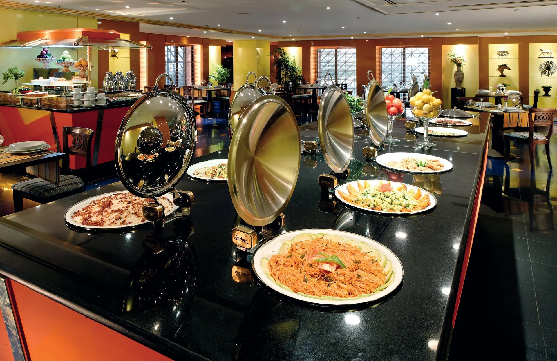New Madinah Hotel – In-Room Dining Service