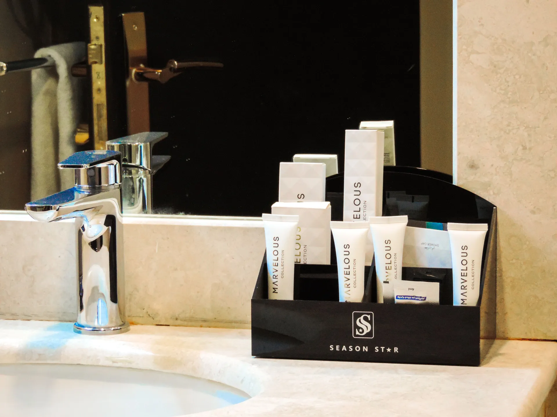 Season Star Hotel Madinah – Shower, free toiletries, hair dryer, hydromassage showerhead