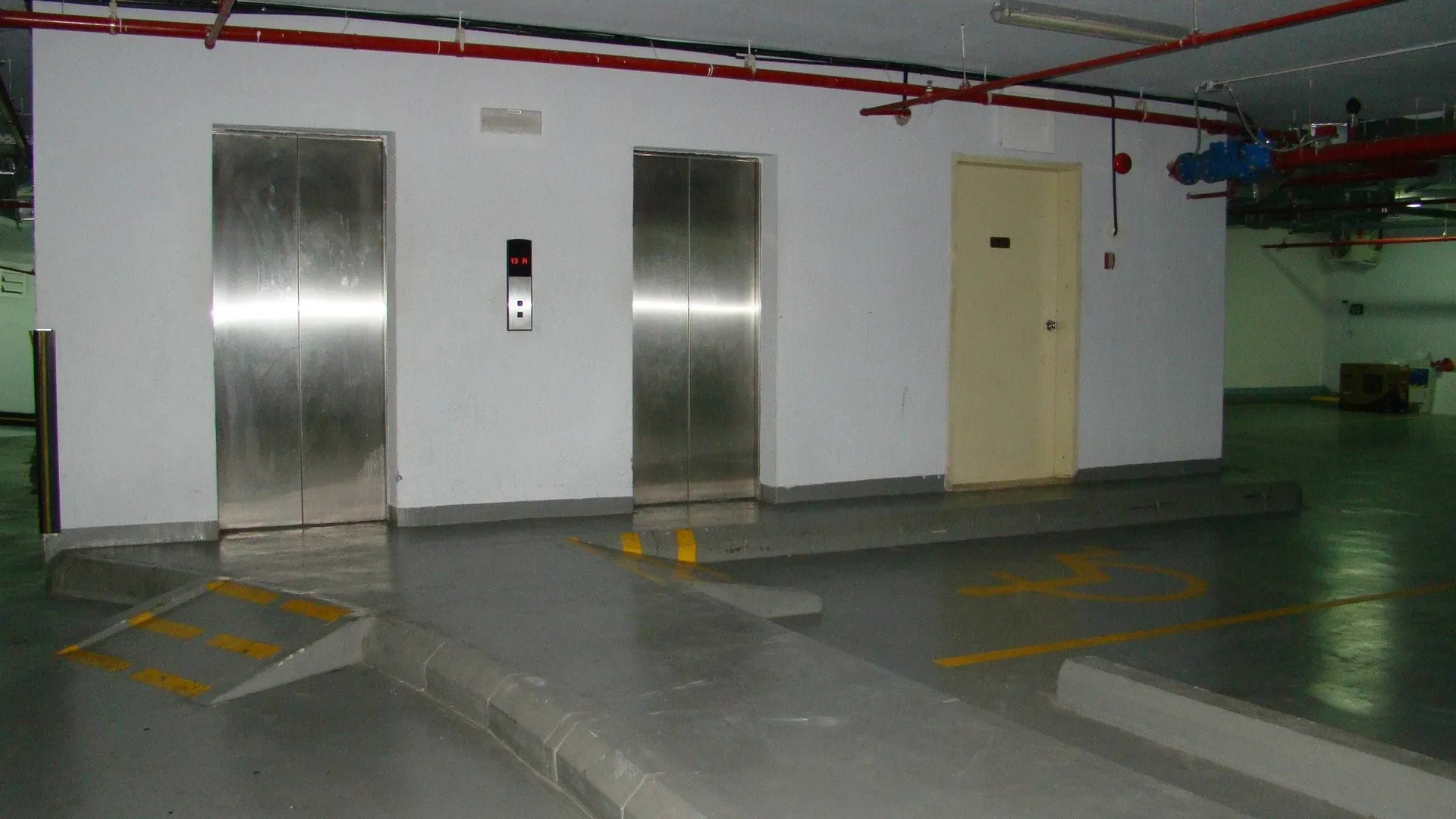 Zowar International Hotel - Free self-parking