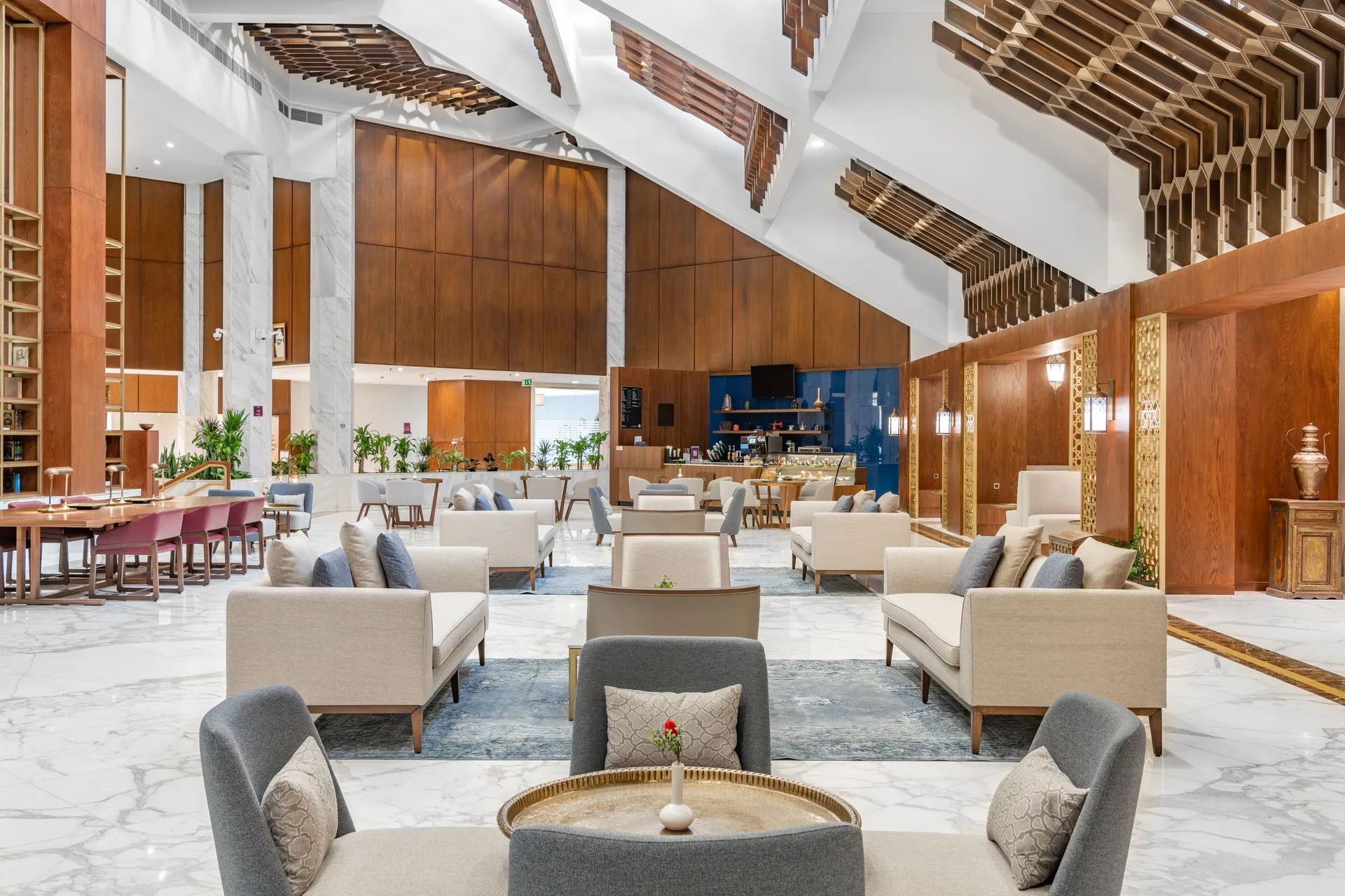 Makarem Ajyad Makkah Hotel lobby interior