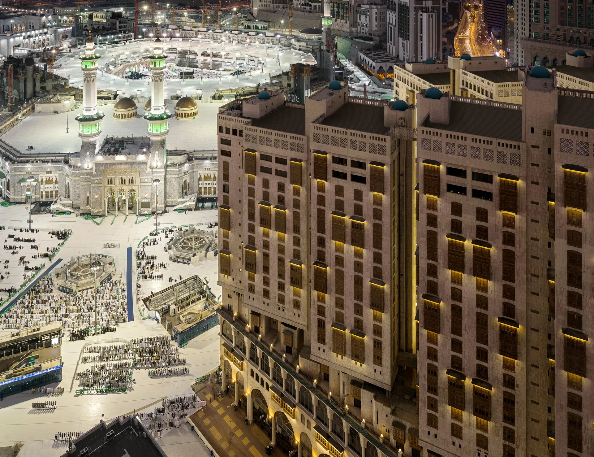 Studio Suite with Two Single Beds at Makkah Towers