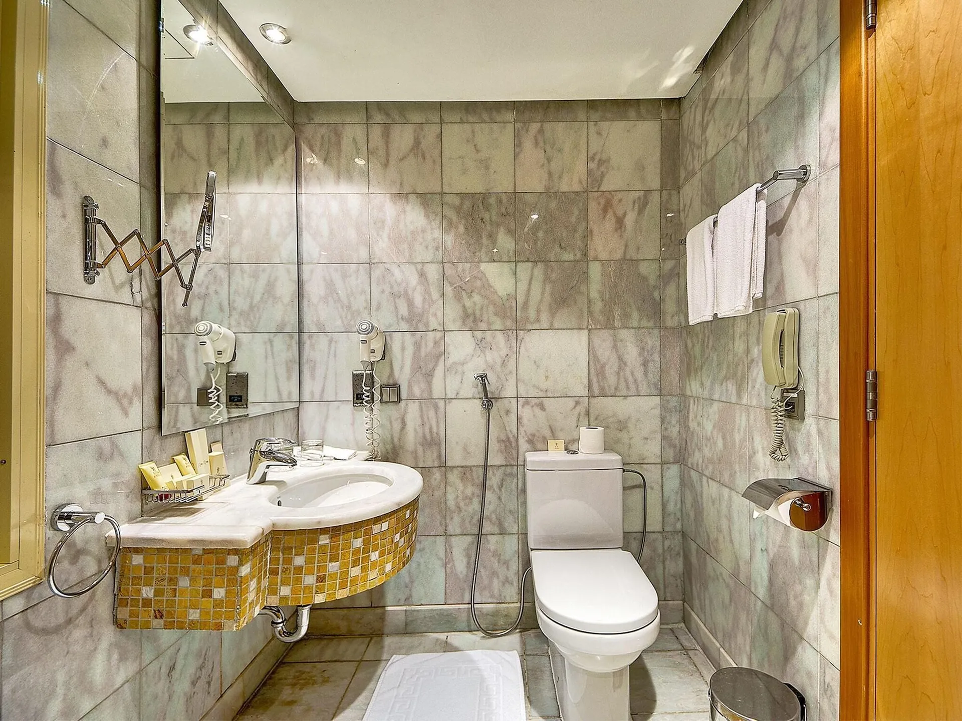Triple Room at Prestige Al Mashaer Hotel