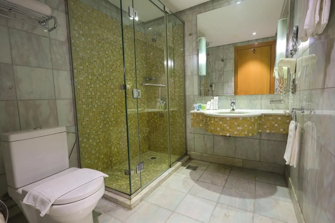 Twin Room at Prestige Al Mashaer Hotel