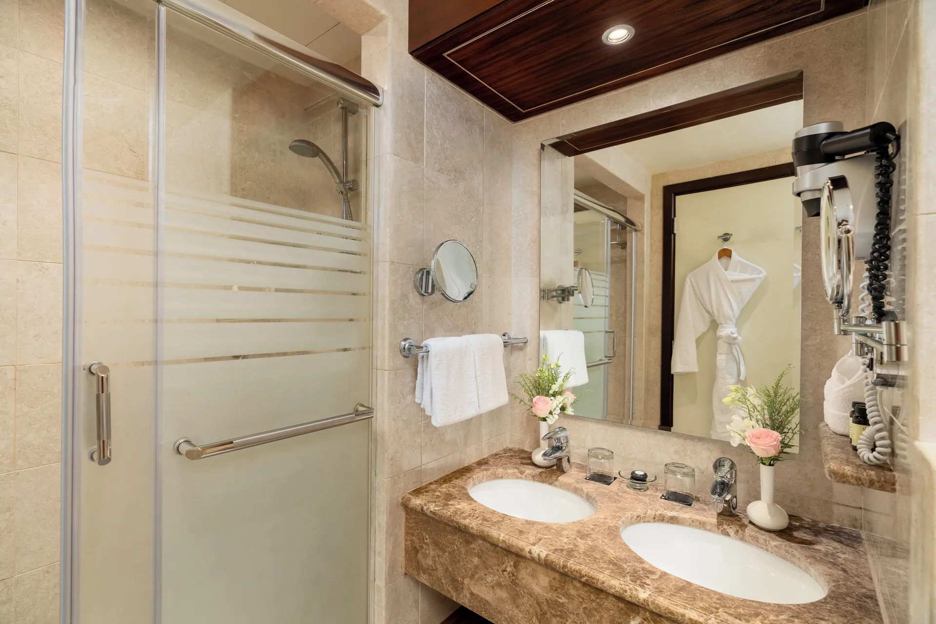Deluxe Room, 2 Single Beds (Panoramic Haram View) at Pullman Zamzam Madina