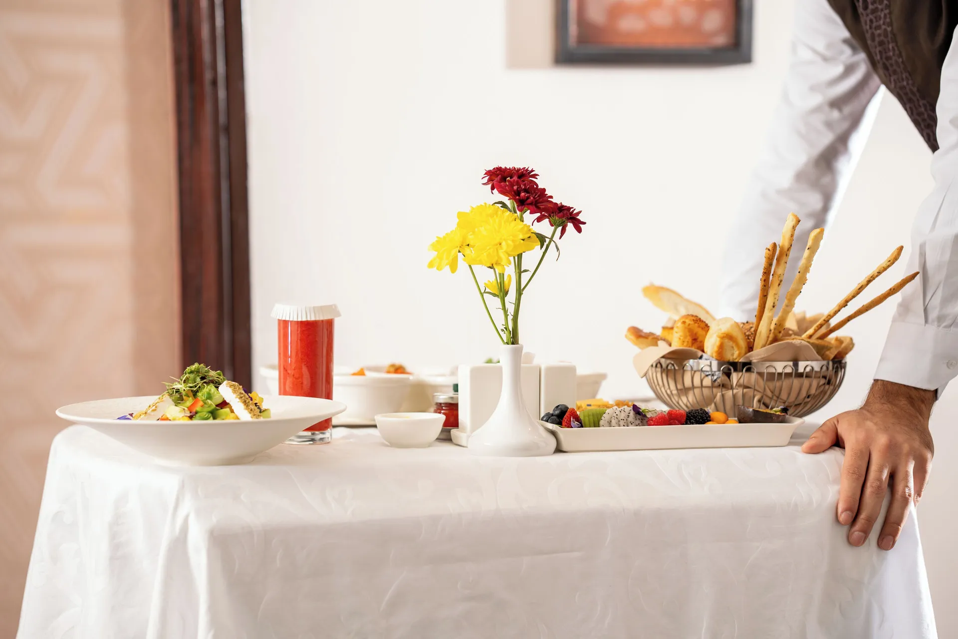 Room service at Swissôtel Makkah
